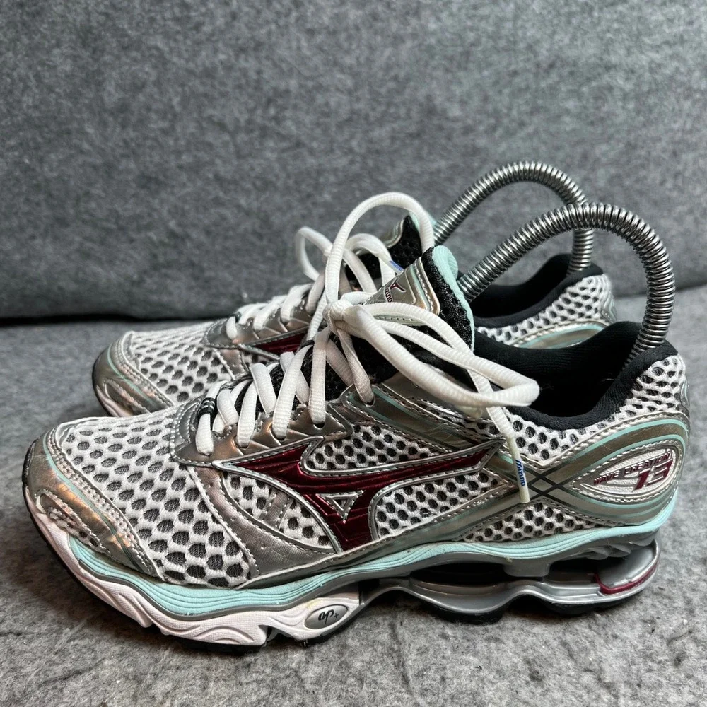 Mizuno Wave Creation 13 Womens Running Shoes Silver Red White Sneakers Size 7